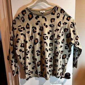 Easel Leopard Print Top